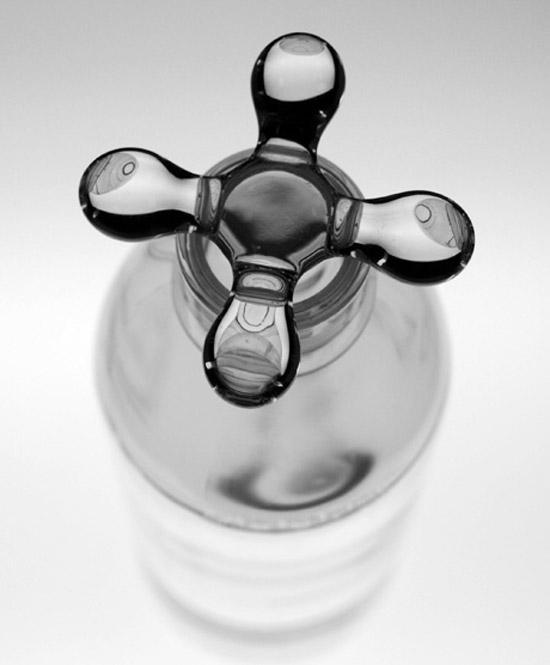 junggi sung: 'drink tap water' and 'think earth'