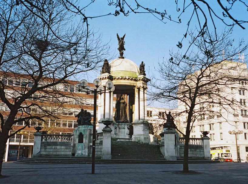 tatzu nishi villa victoria