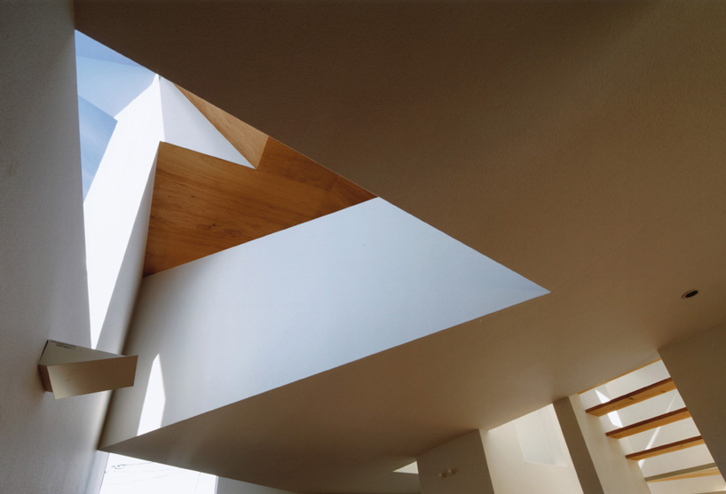 shogo aratani architect & associates: tutanaga house