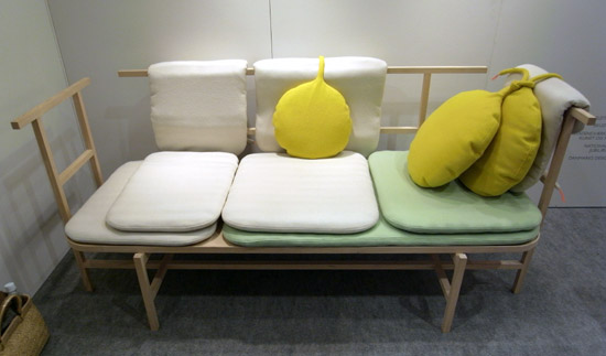 line depping: tatami sofa