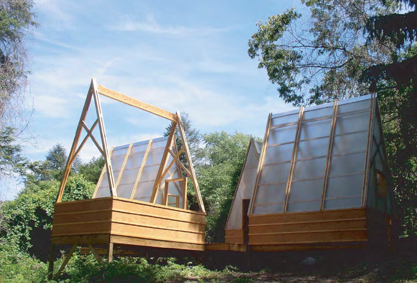 moskow linn architects: swamp hut