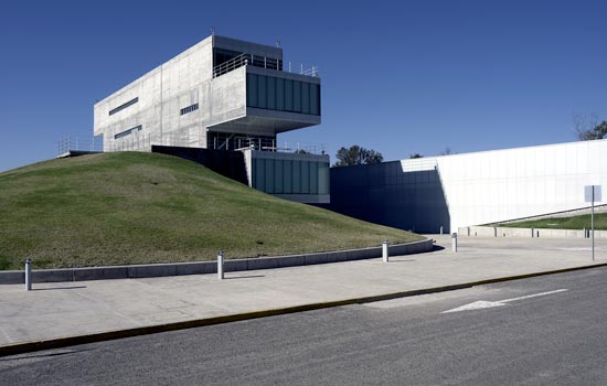 TEN arquitectos: national laboratory of genomics