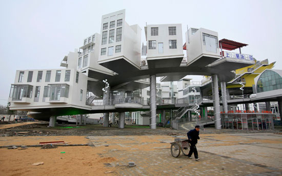 dutch pavilion at expo 2010