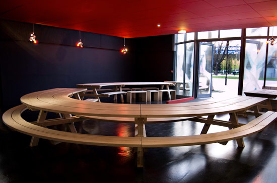 mut architecture: 'restaurant 51' at cinematheque francaise, paris