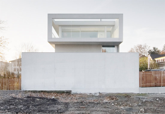 e2a architects: lakeside house