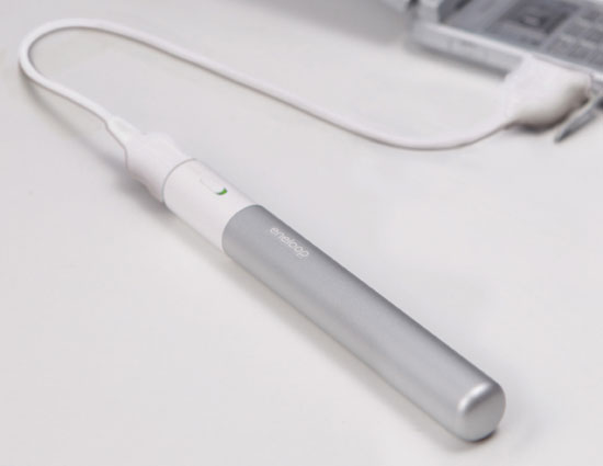 sanyo eneloop stick booster brings energy to mobile gadgets