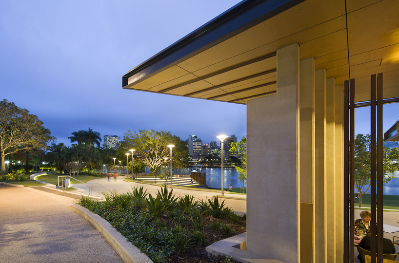 cardno s.p.l.a.t. & arkhefield: 'river quay' south bank parklands brisbane - 5