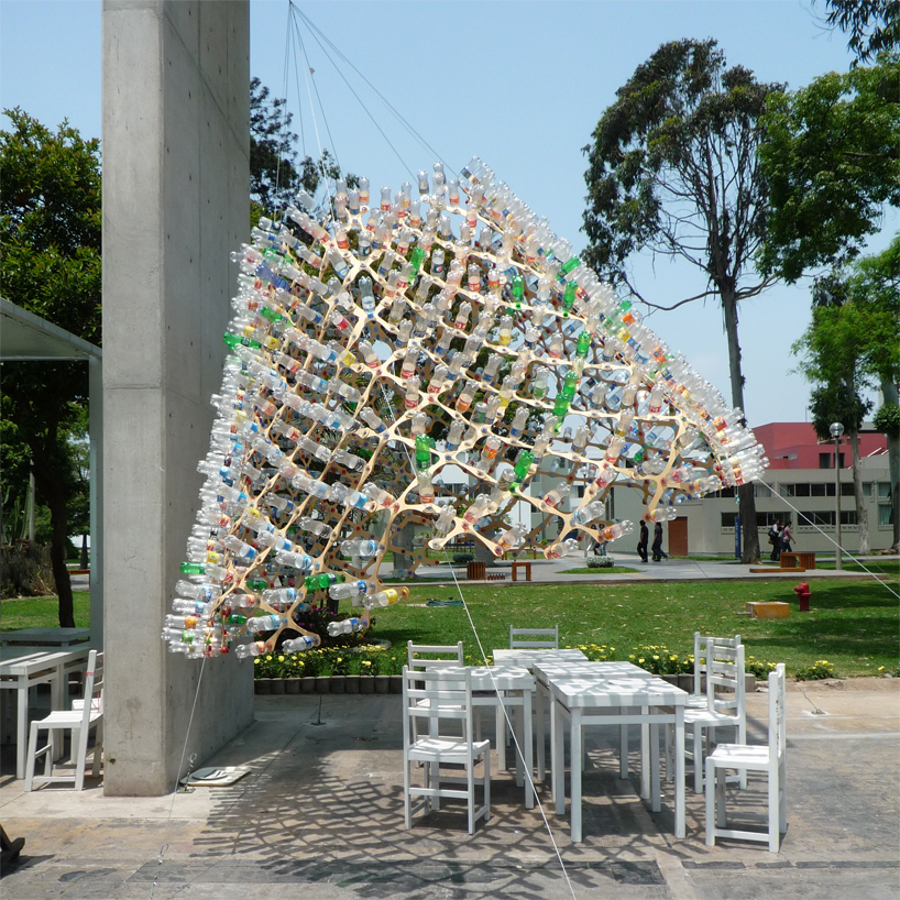 FABLAB PUCP: recycled bottle cap as a tectonic element