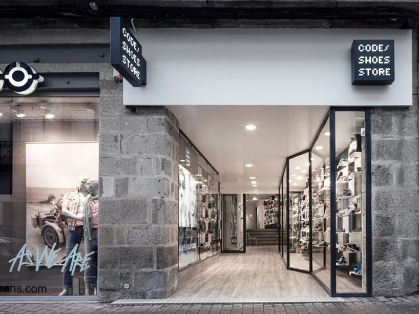 trust in design: code shoe store