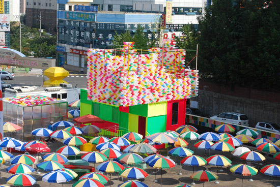 jeonghwa choi: 'sing sing singing room' at the gwangju design biennale 09, korea