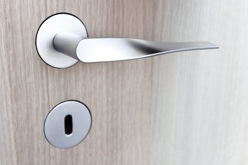 julianwilczek_handsondoorhandles_7_small.jpg