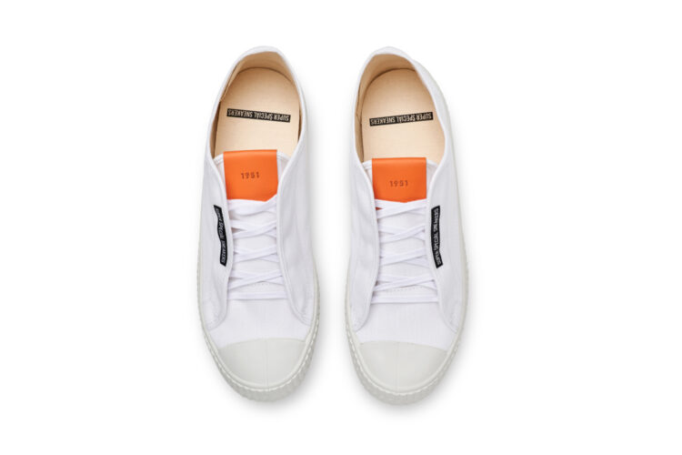 Low Urban White Sneakers
