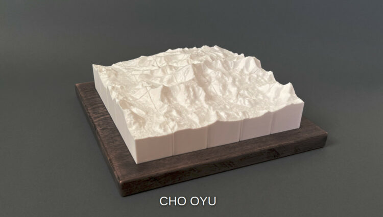 3D Puzzle Cho Oyu