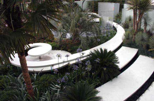 elevation garden by philip nash   made using Corian® by DuPont™