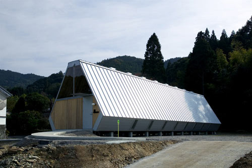 'onigiri house' by nks architects