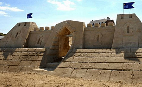 world's first sandcastle hotel