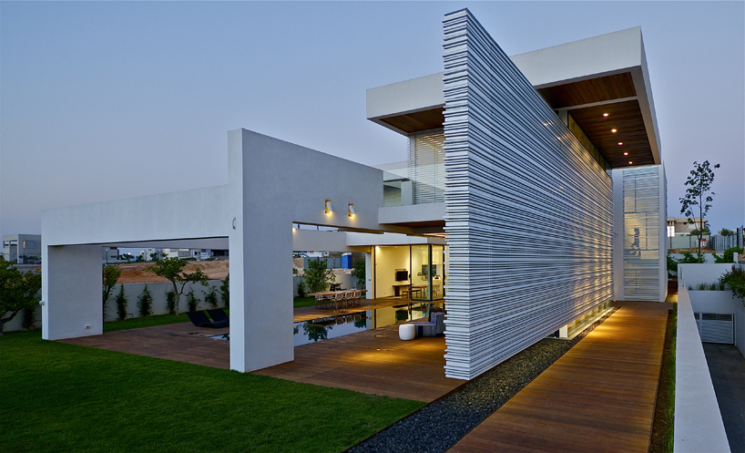 gal marom architects designs minimalistic retreat in israel