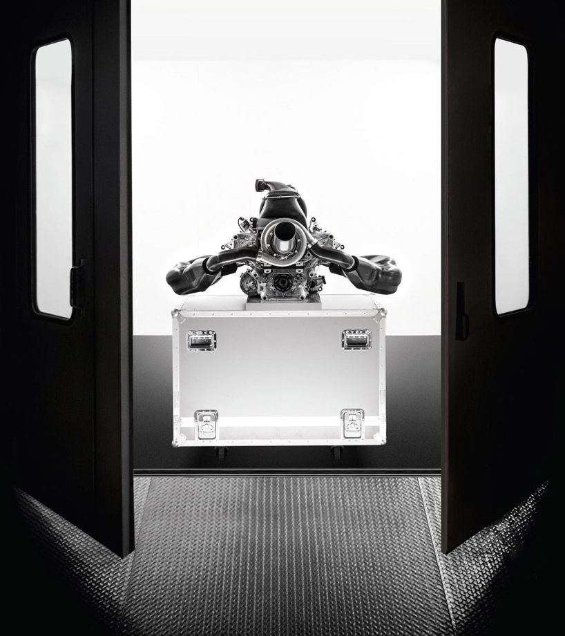 renault f1 presents 760 horsepower 1.6L V6 power-unit