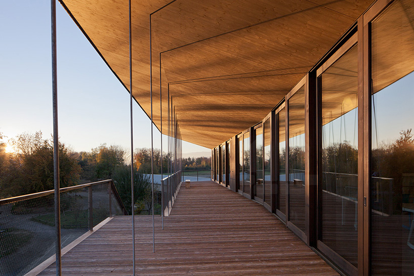 LOCALARCHITECTURE extends steiner school in lausanne, switzerland
