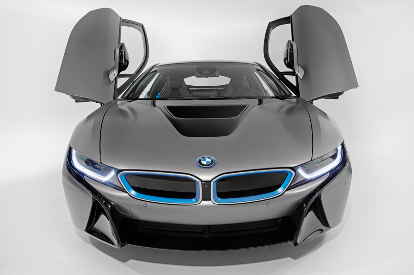 limited edition BMW i8 auctioned at pebble beach's concours d'elegance
