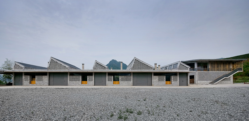 trace architecture office constructs raft factory in china
