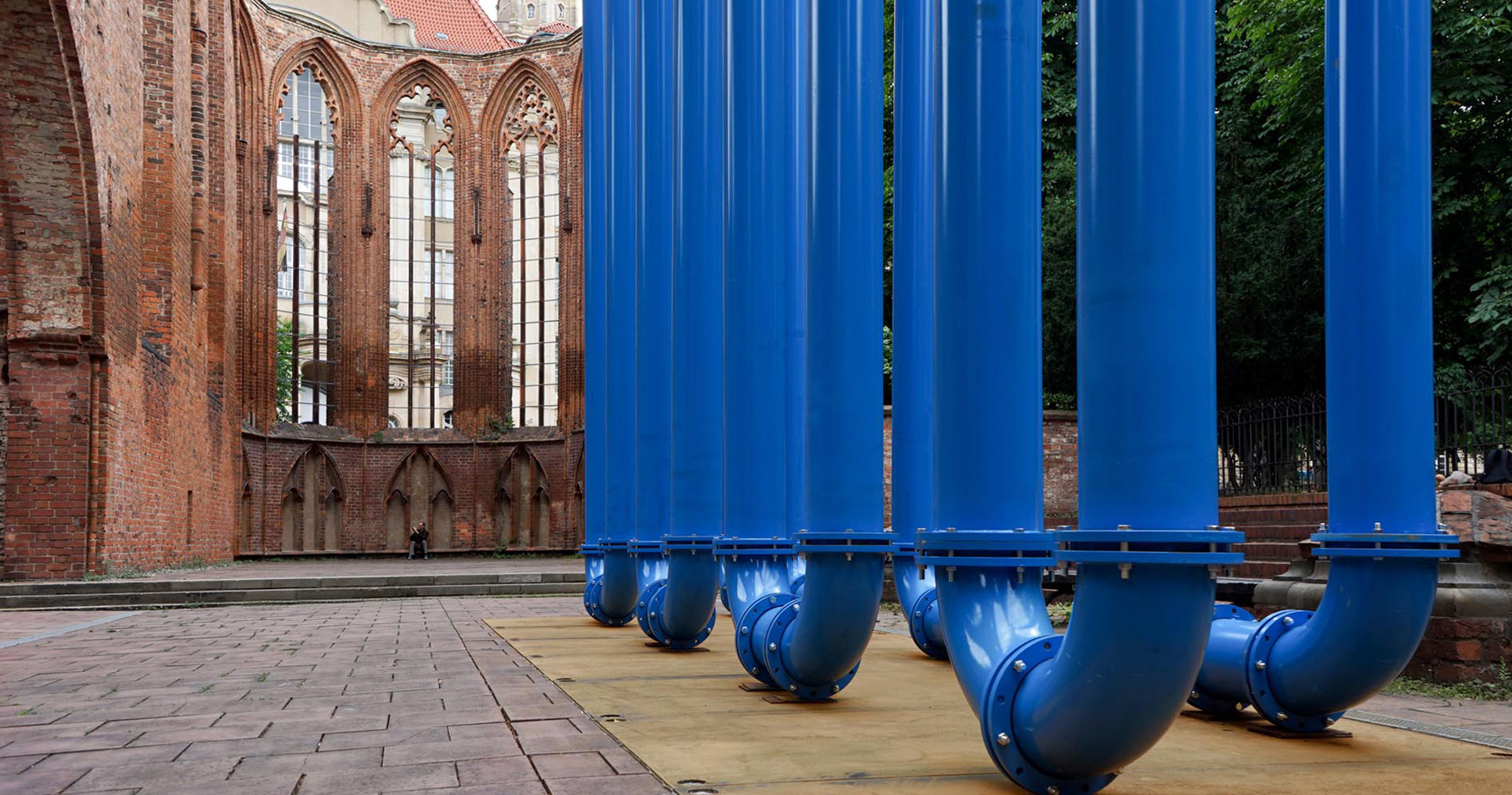 BORGMAN | LENK reframes berlin church ruins with 'radiator' sculpture