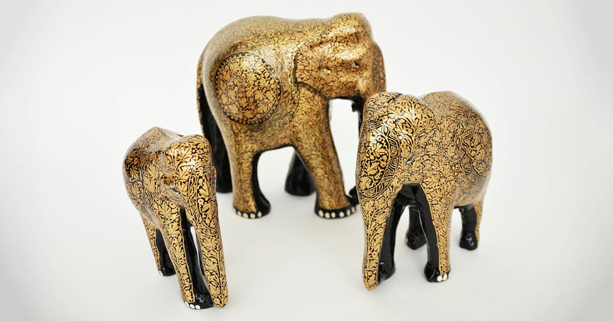 muughl mâché's wood and papiermâché elephants, by indian artisans