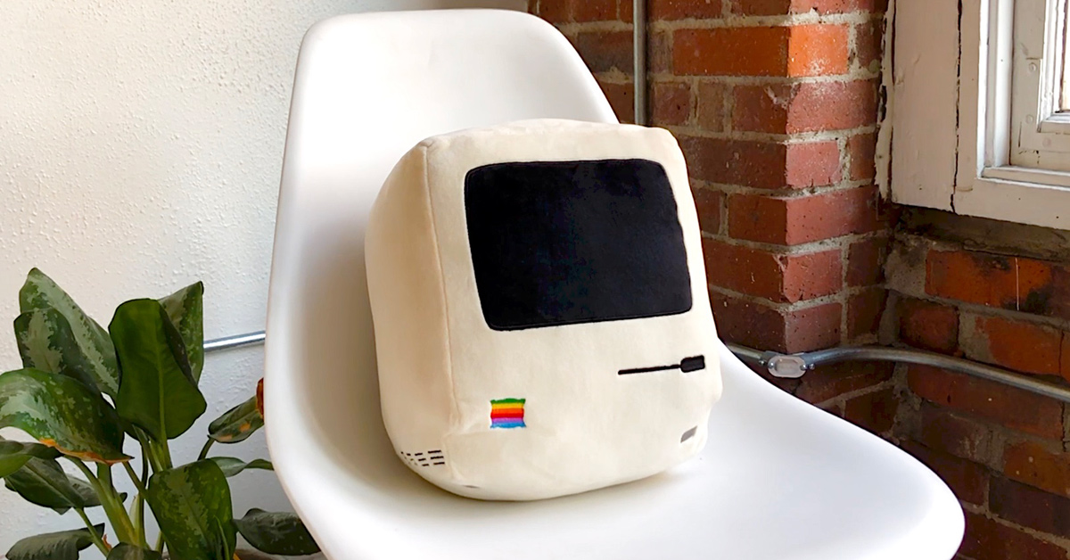 Cuddle up with an old Apple iMac, in pillow form - CNET