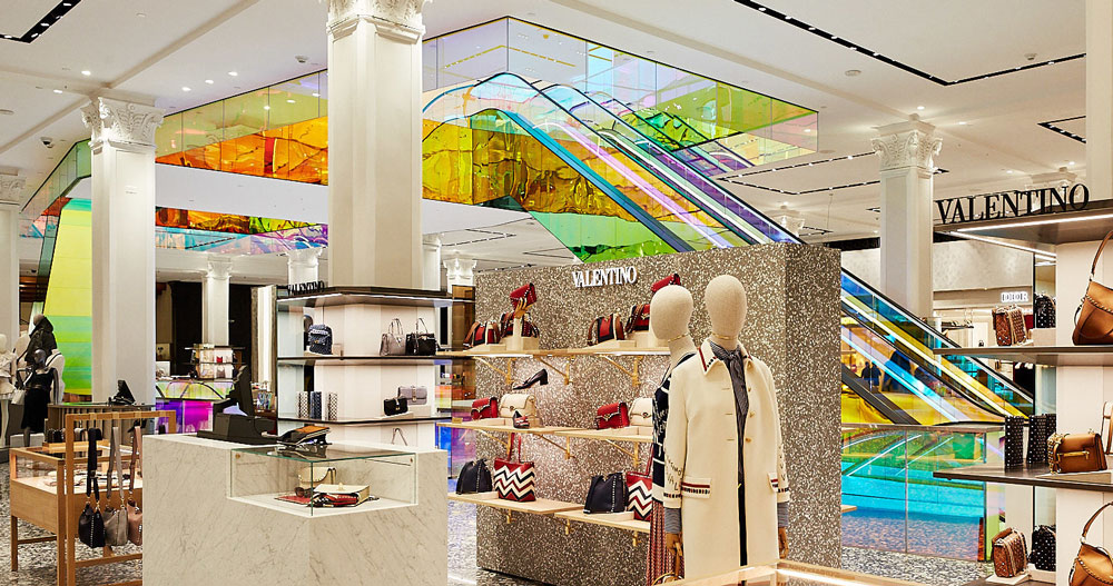 Bendheim Gradient Glass Enhances the Shopping Experience at Saks Fifth  Avenue