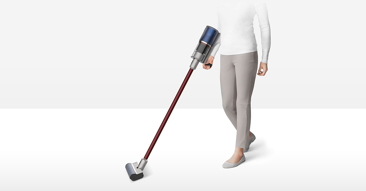 crutchlike lofstrand vacuum cleaner designed to reduce wrist injuries