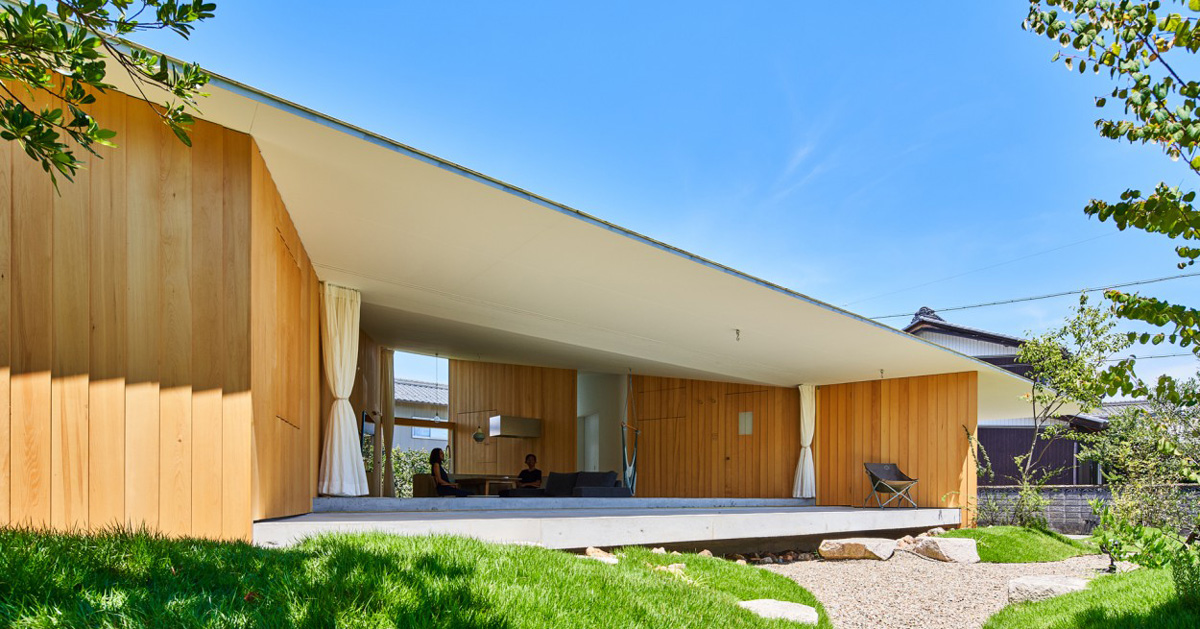 keitaro muto architects plans single-story wooden house with open