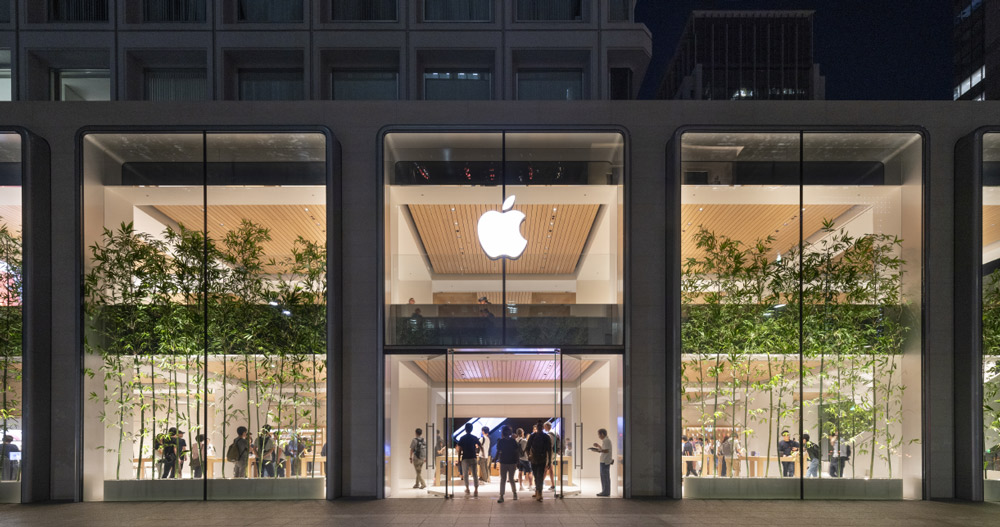 Foster + Partners unveils first flagship Apple Store in India