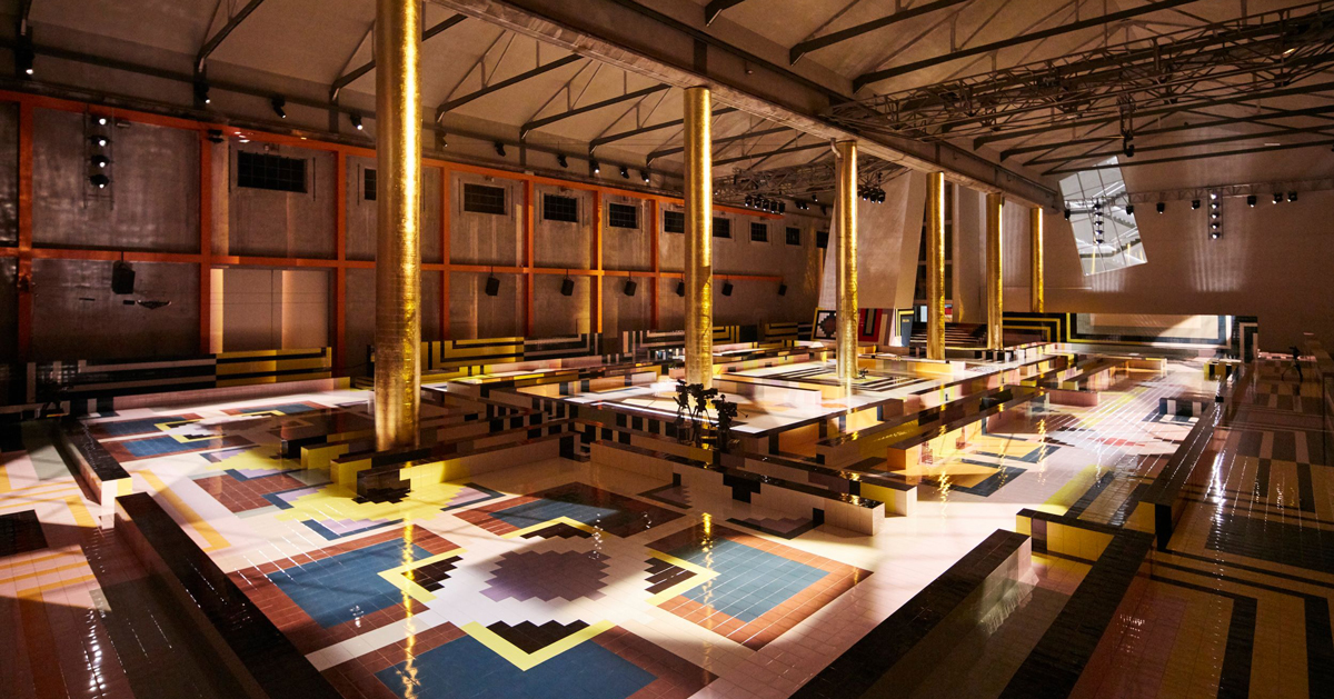 AMO decks showspace in geometric ceramics for prada's SS20 show