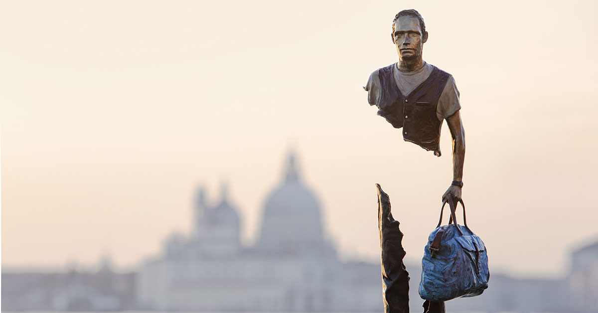 Amalfi Coast Embraces Bruno Catalano's Sculptures – The Vale Magazine