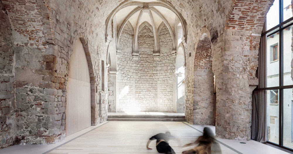 carles enrich transforms santa eulàlia church into performing arts center