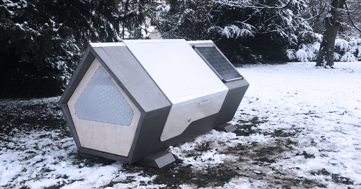 ulmer nest is a solar-powered shelter to protect homeless people in winter