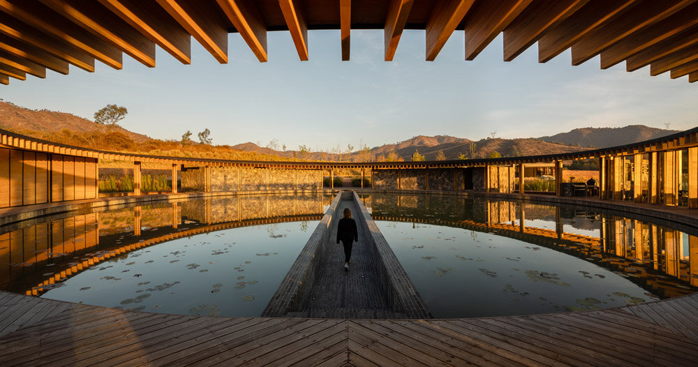 sordo madaleno arquitectos designs floating clubhouse in valle san nicolás