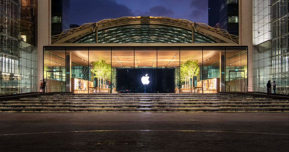Foster + Partners Designs Singapore's Third Apple Store