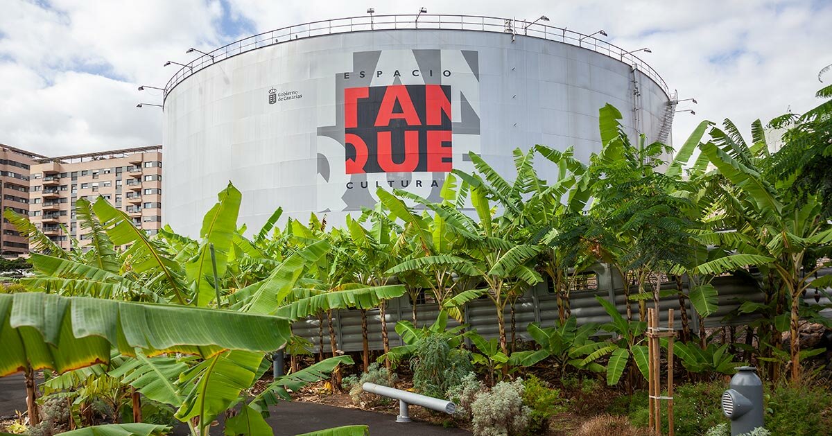 banana garden by fernando menis takes over former oil tank in spain