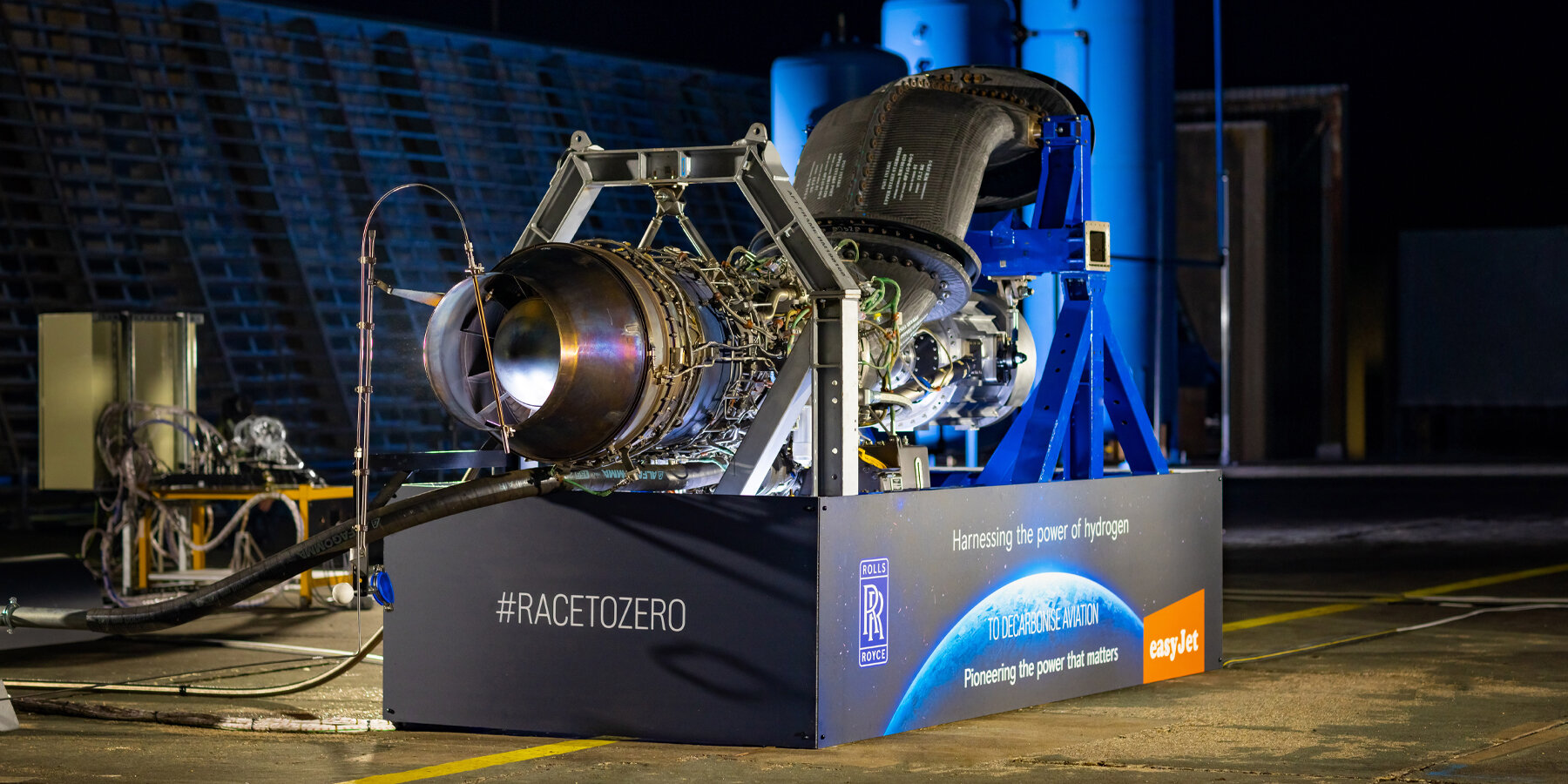 rollsroyce and easyjet successfully test hydrogenfueled jet engine