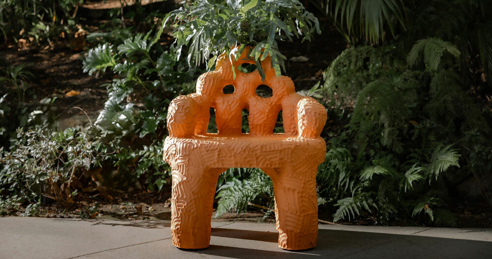 花台 christian aujard DECORATION 猫脚 chris wolston's terracotta chairs blossom in gardens at hotel bel-air