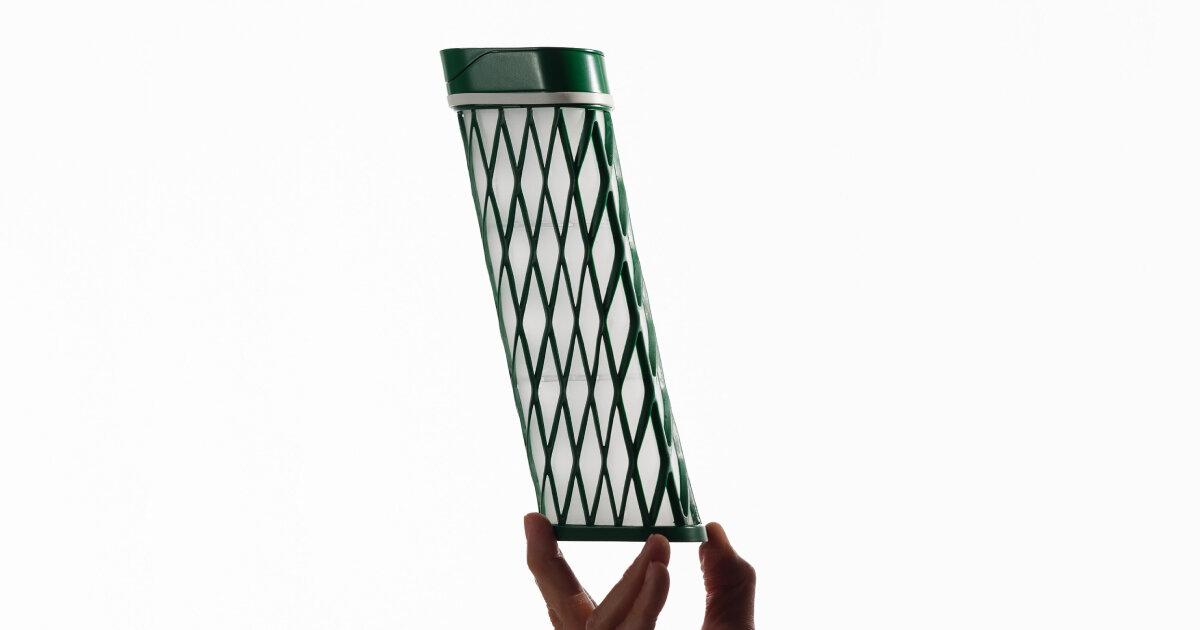 collapsible and pocket-sized water bottle elio leans when it stands