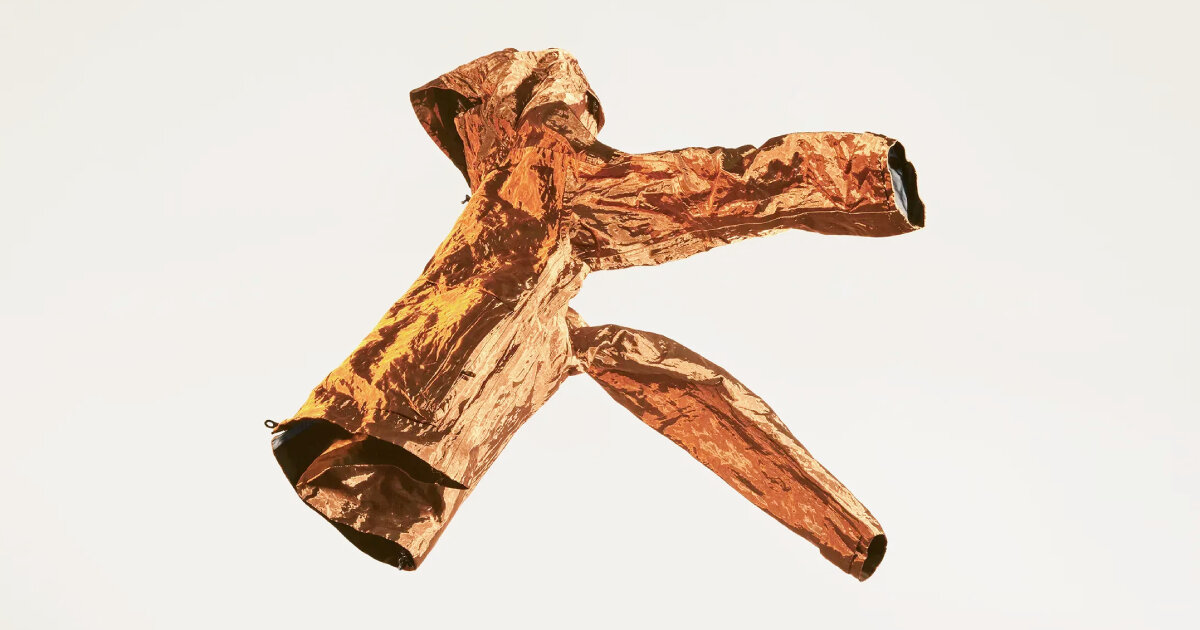 virus-killing copper jacket wipes out germs and bacteria before they can even grow on it