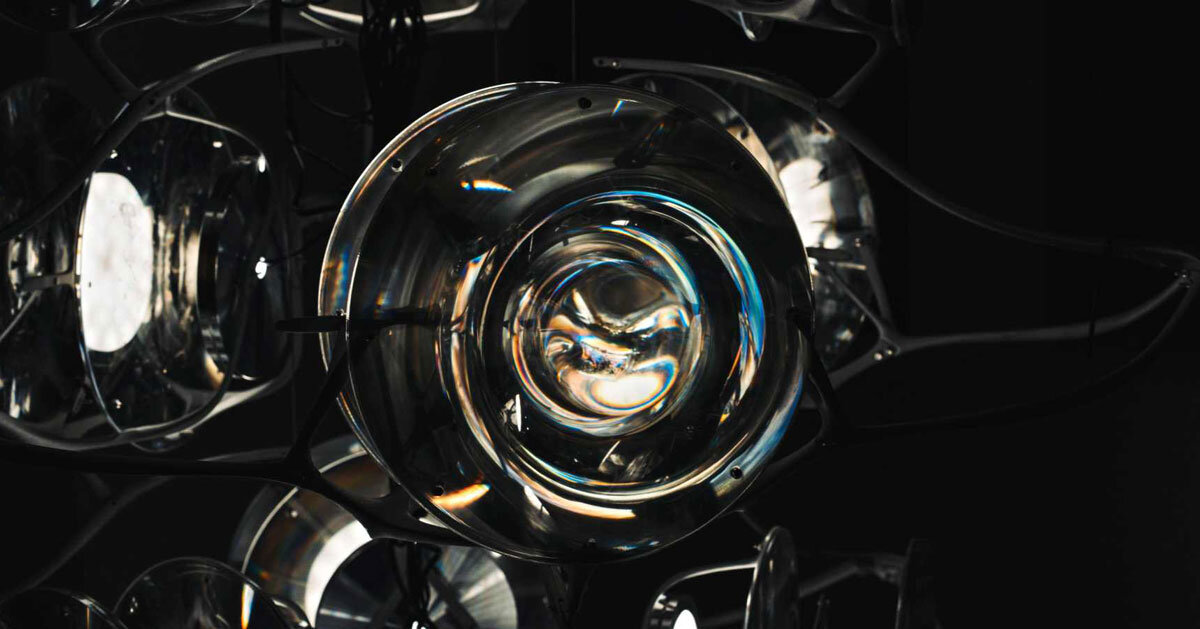 black void’s shanghai exhibition visualizes a planet in flux through digital cloud installations