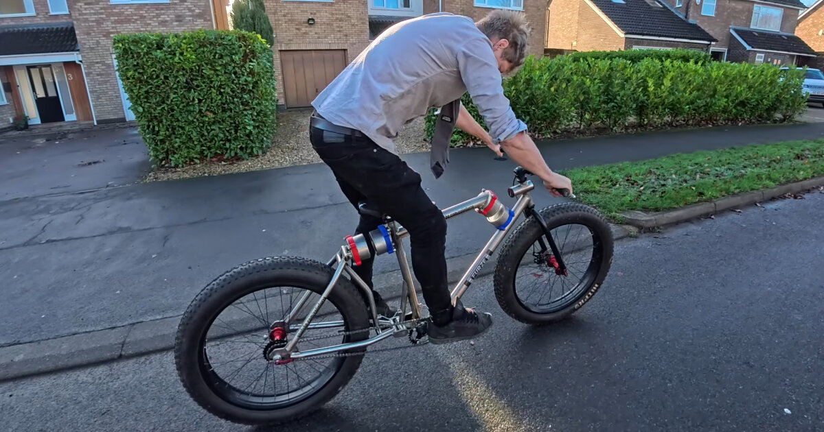 recycled bike can bounce up and down using opposing magnets instead of springs