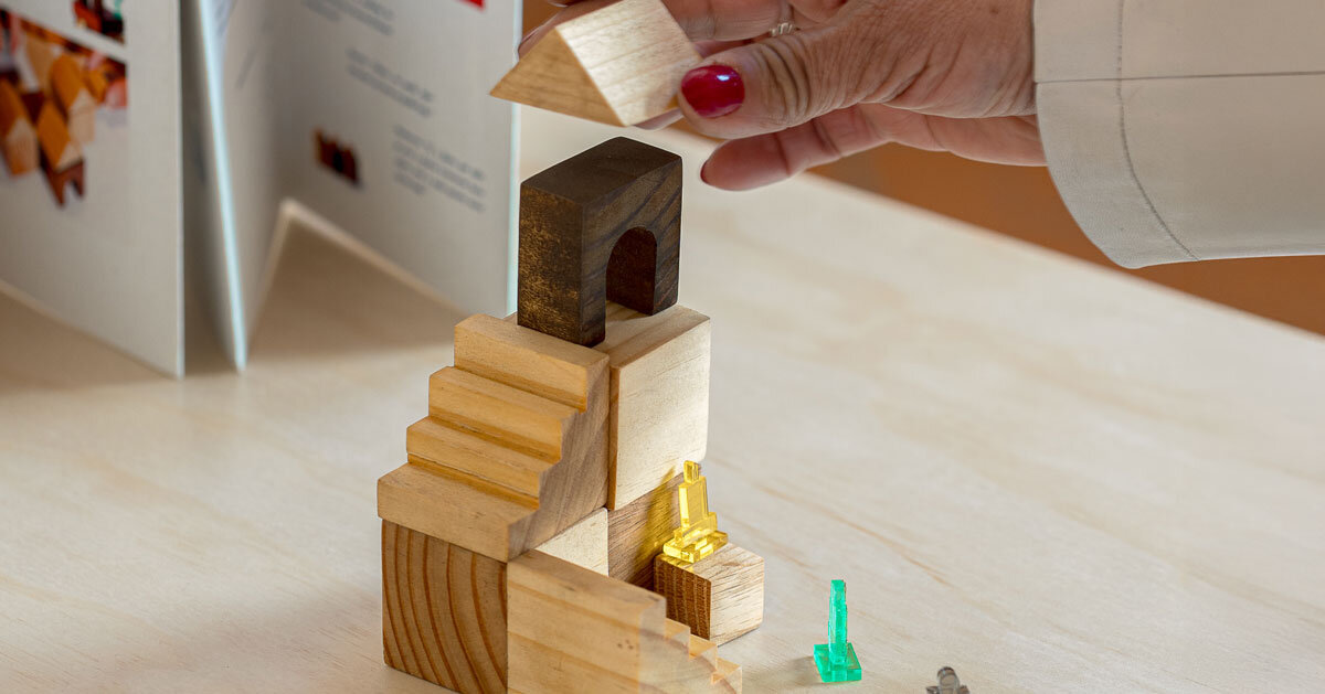 habitario board game challenges domestic models in mexico through women’s narratives