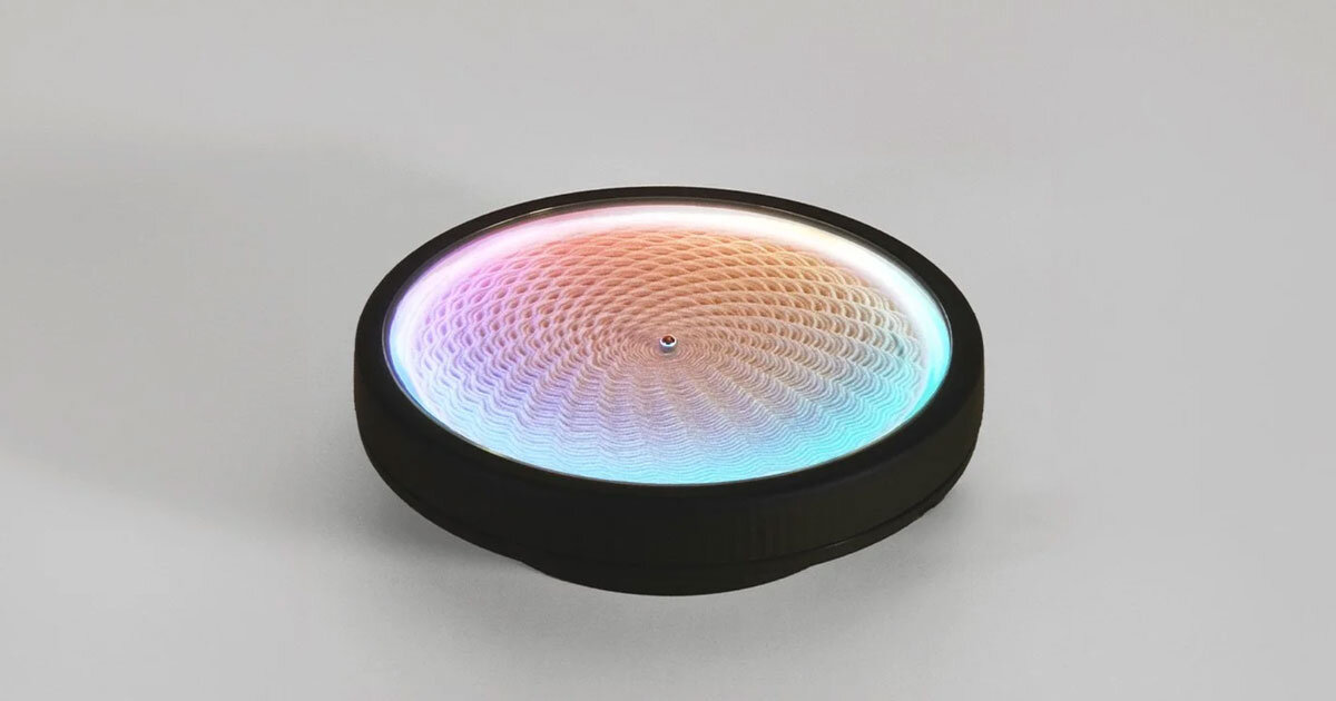 SANDSARA mini: an ephemeral timepiece that draws infinite patterns in sand