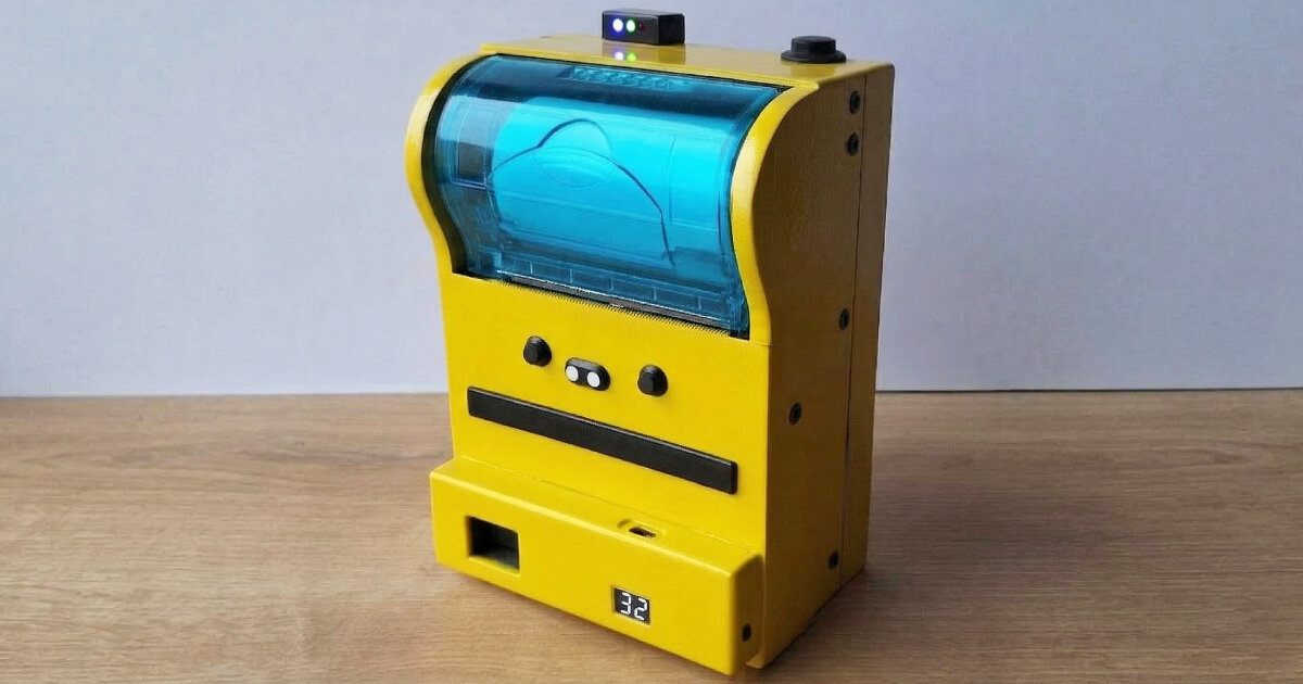 instant camera box prints receipt-like photos using thermal heat