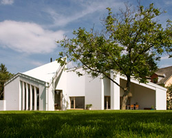 munkacsoport.net: summer house at lake balaton