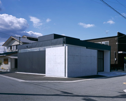 daijiro takakusa: house hT